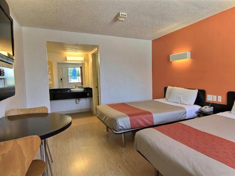Motel 6-Austin, Tx Экстерьер фото