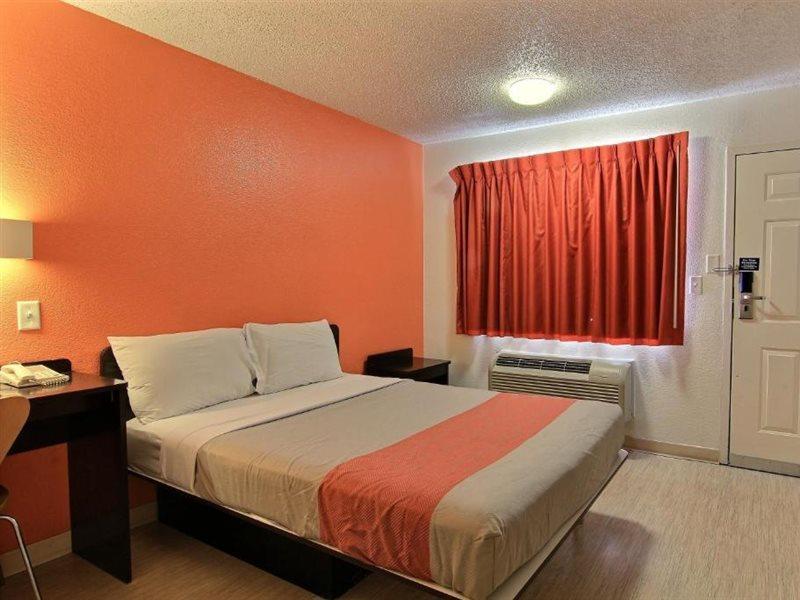 Motel 6-Austin, Tx Экстерьер фото
