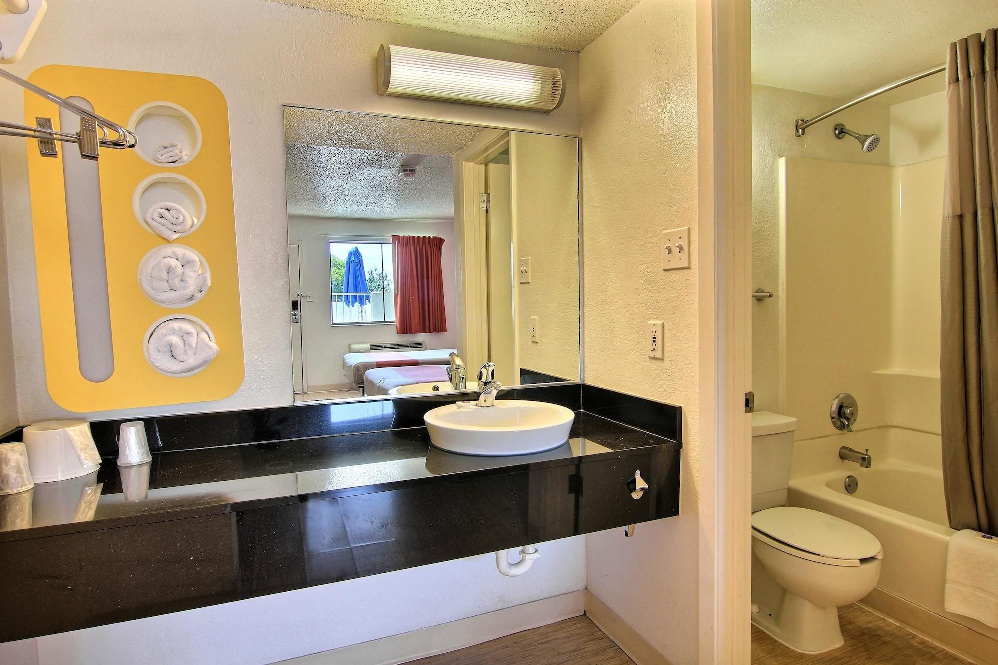 Motel 6-Austin, Tx Экстерьер фото