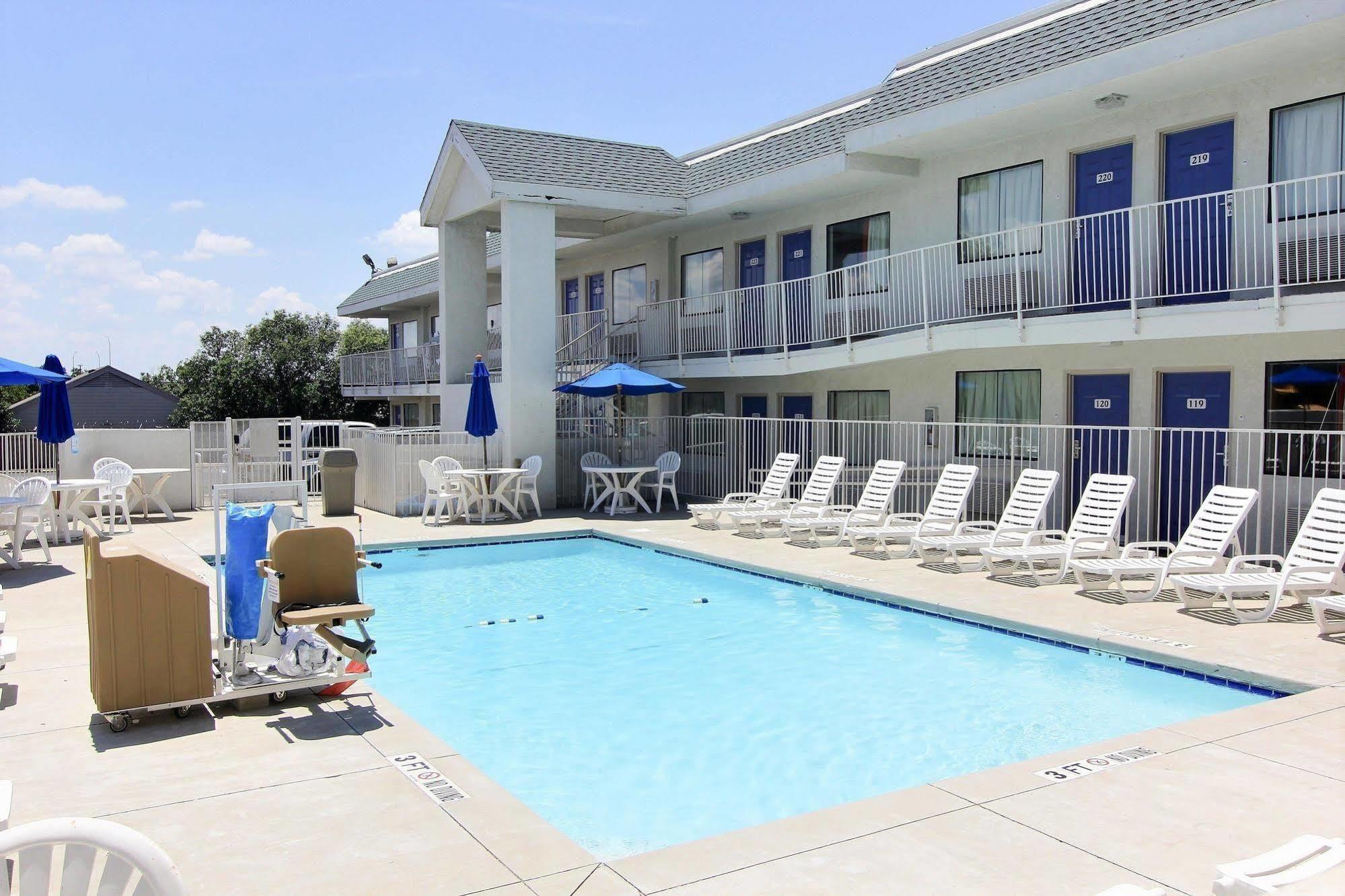 Motel 6-Austin, Tx Экстерьер фото